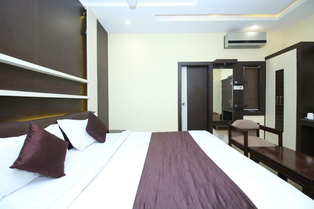 Hotel Rahul Jabalpur Zewnętrze zdjęcie