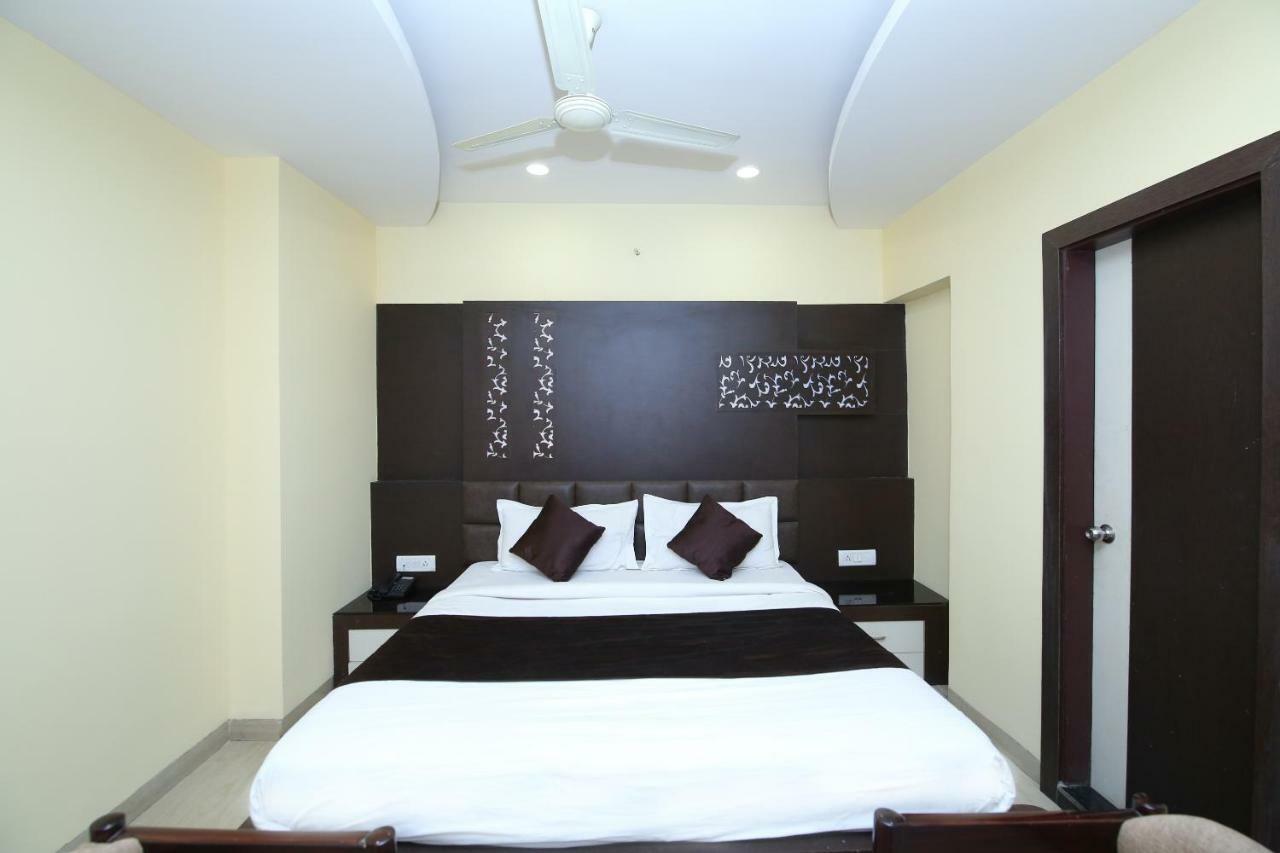 Hotel Rahul Jabalpur Zewnętrze zdjęcie