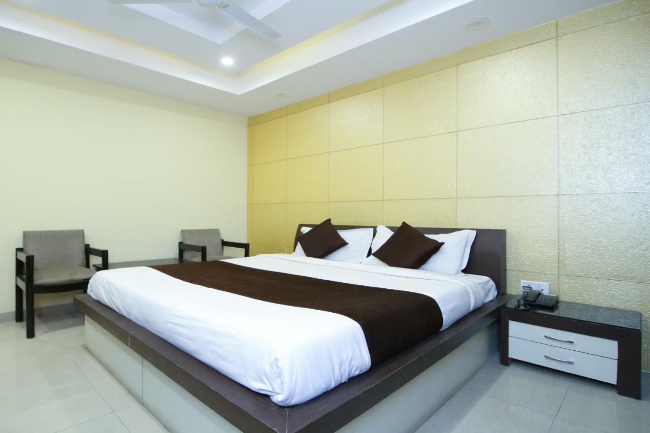 Hotel Rahul Jabalpur Zewnętrze zdjęcie